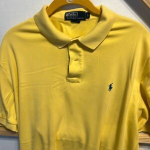 Men’s large polo shirt like new